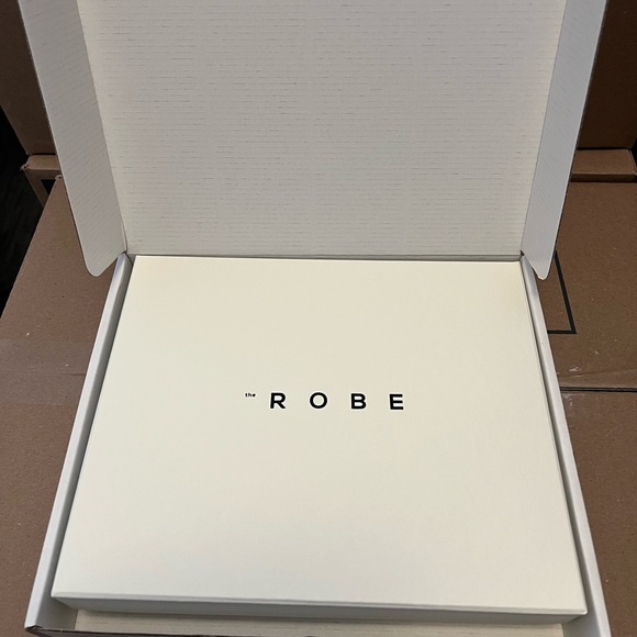 Bridal Robe - Picture 11 of 11